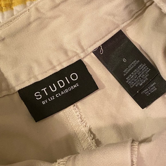 cotton khaki shorts - Picture 2 of 2